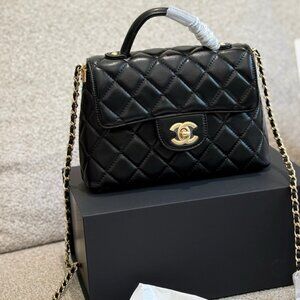 Chanel Handbags, Chain Bags